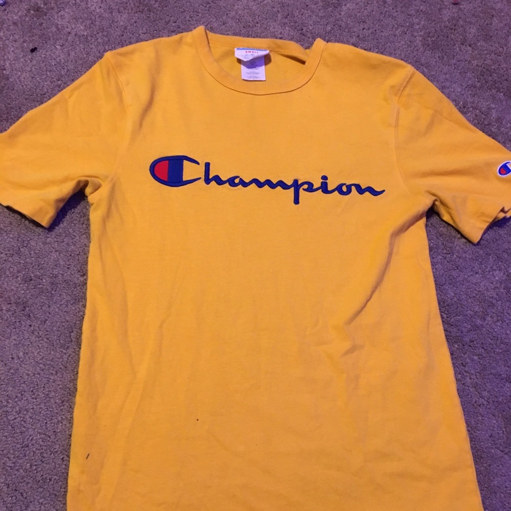 Champion T-shirt